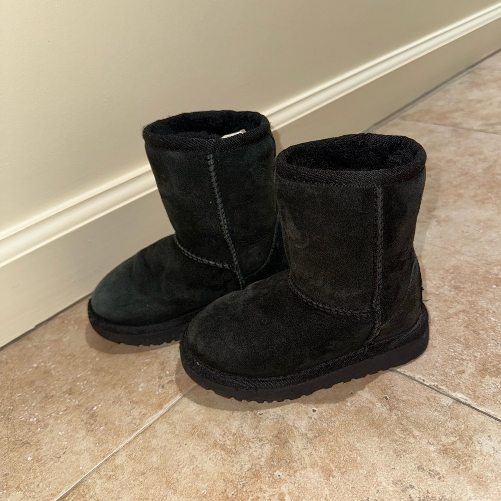 UGG Black Suede Boots toddler size 8